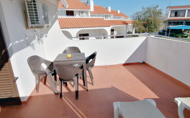 Apartamentos Vale de Carros by Umbral