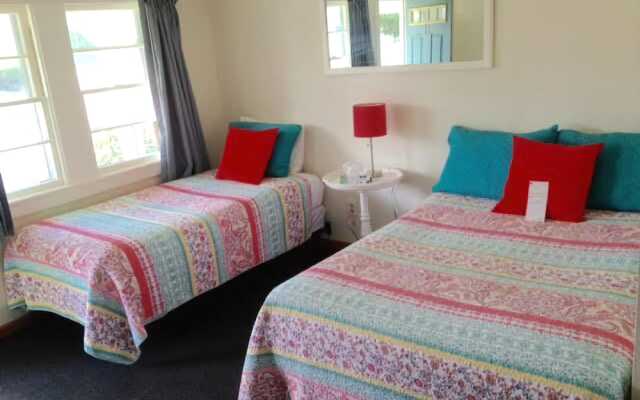The Seascape Inn