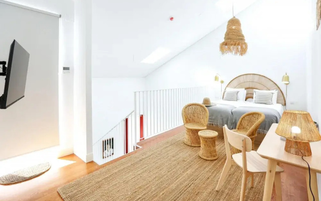 Under the Moon Apartment