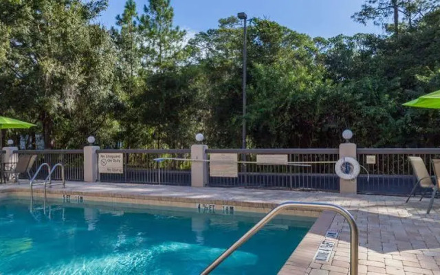 Spark by Hilton Tampa Brandon