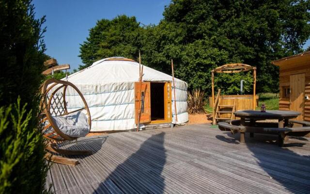 Hébergements Insolites Domaine Arvor SPA