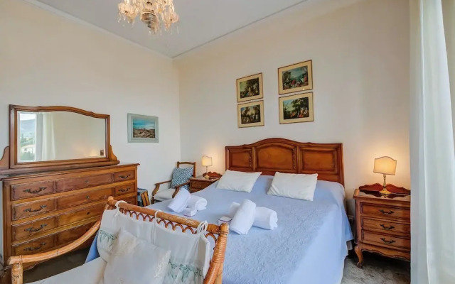 Simply Romantic Sea View