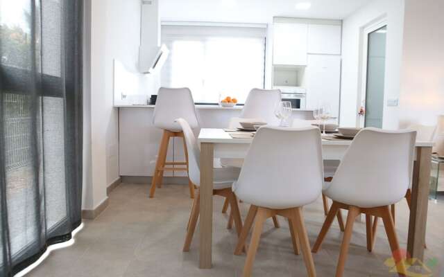 Casa Blanco - Luxury Detached Villa