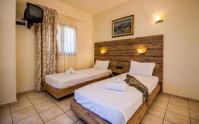 Dias Luxury Studios & Apartments