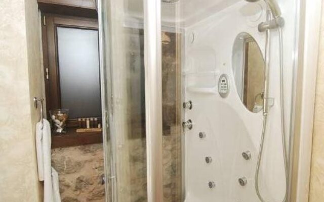 Alexandros Guesthouse