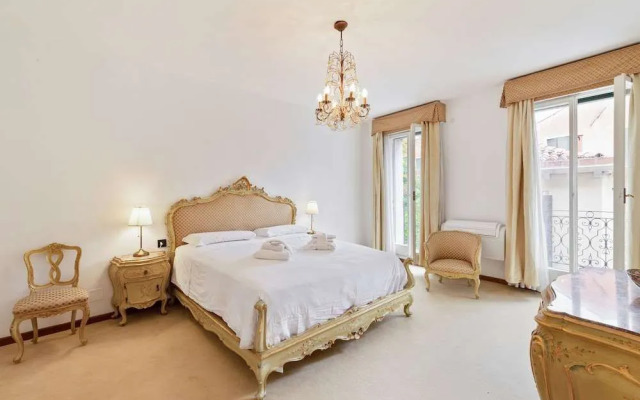 Venice Castello Elegant Apartment