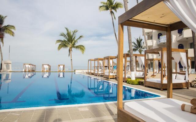 Crown Paradise Golden Puerto Vallarta All Inclusive