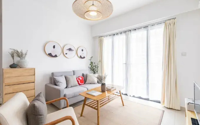 Locals Boutique Apartment Huafa Plaza 27
