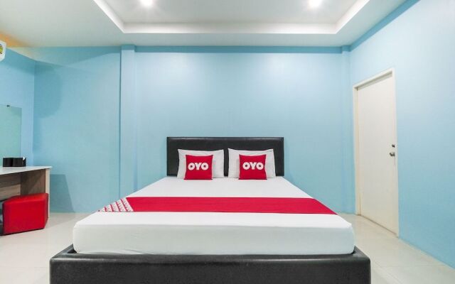 OYO 622 Sixsense Hotel (Vaccinated Staff)