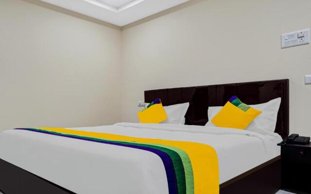 Super OYO Flagship Hotel CJ Pride