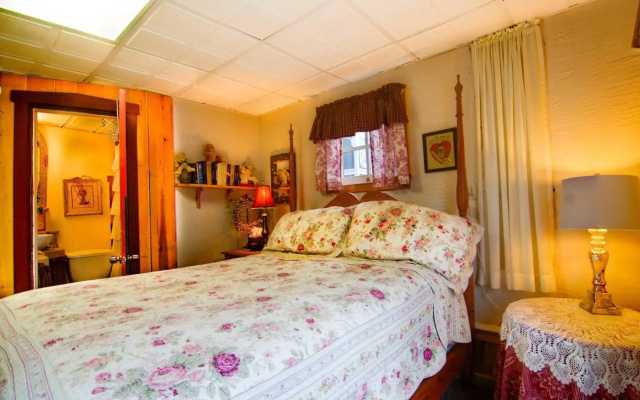 Lily Garden Bed and Breakfast