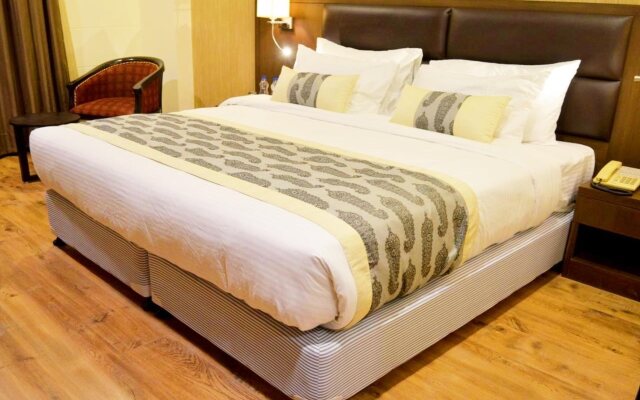 Hotel Casaya Inn