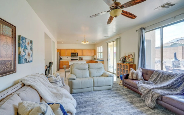 Pet-friendly Surprise Home w/ Yard & Grill Area