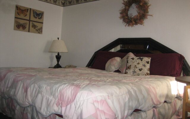 Economy Inn & Suites