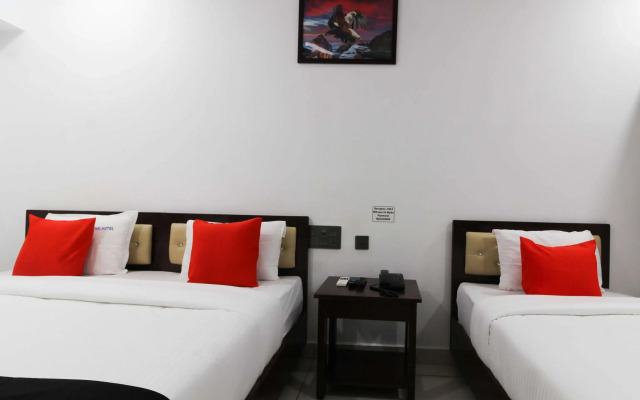 Mythri Hotel by OYO Rooms