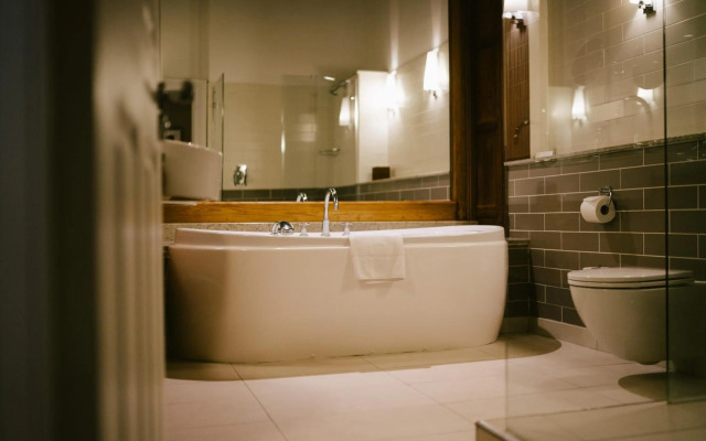 Jesmond Dene House