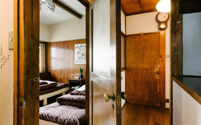 Osaka Guesthouse OSHITERUYA - Hostel