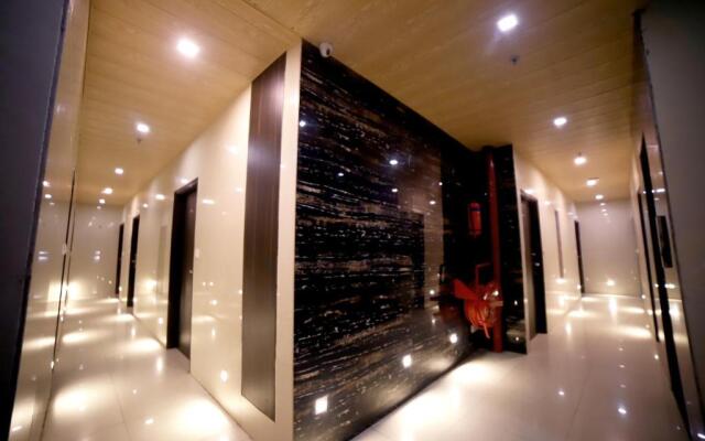 Star Light Hotel
