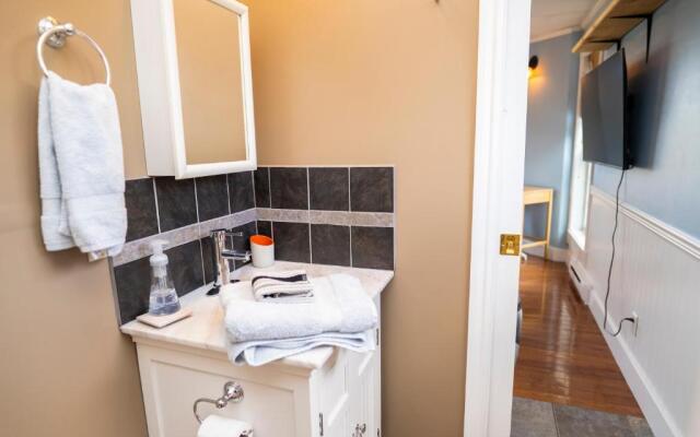 Downtown Whitehorse Apartment in Old Town