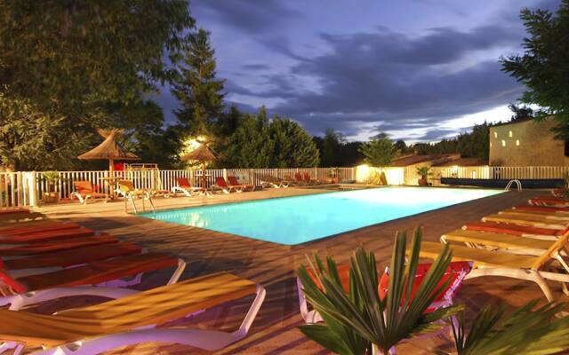 Camping Les Paillotes