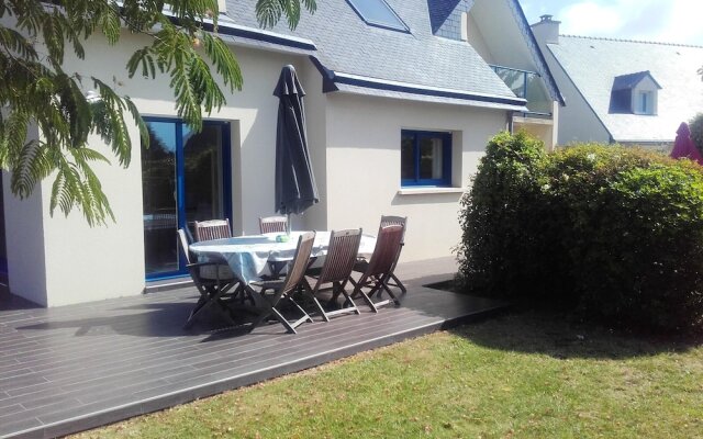 House With 4 Bedrooms In Locmariaquer, Golfe Du Morbihan, With Enclosed Garden And Wifi 1 Km From The Beach