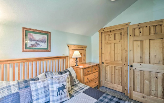 6 Mi to Turquoise Lake: Retreat w/ Covered Deck!
