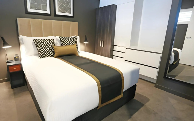 Alex Perry Hotel & Apartments