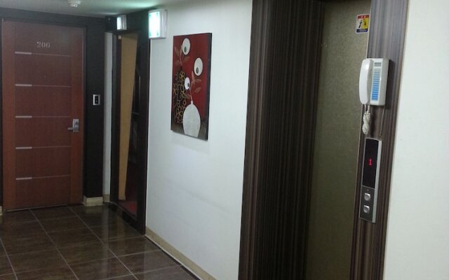Hotel Starmade