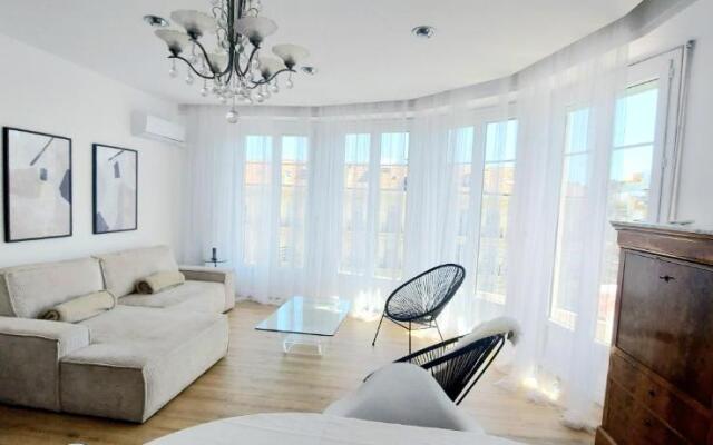Le Metropole Victor Hugo