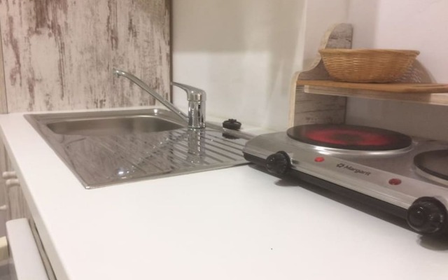 Super Economy Studio Located On the Ground Floor No Balcony