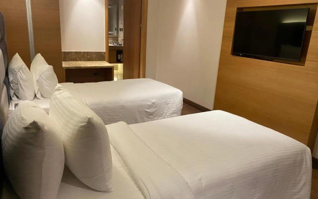 SRM Hotel Maraimalai Nagar