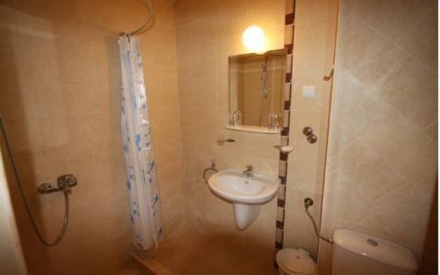 Hotel Deykin