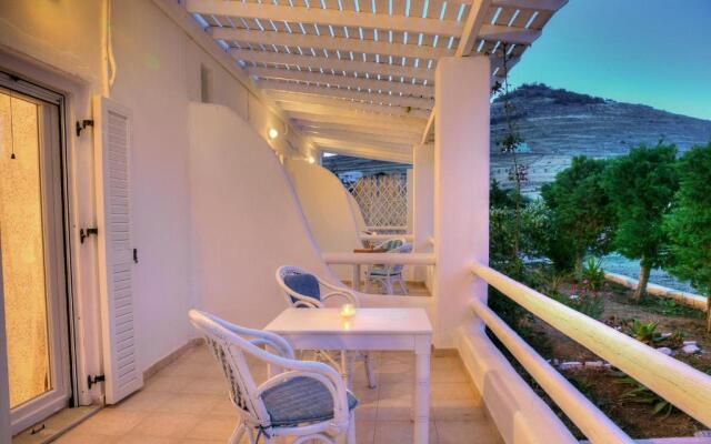 Paros Rita Studios