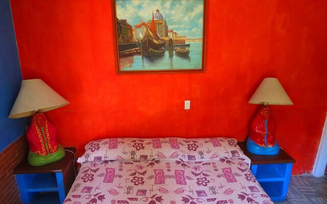 Hotel Ajijic Plaza