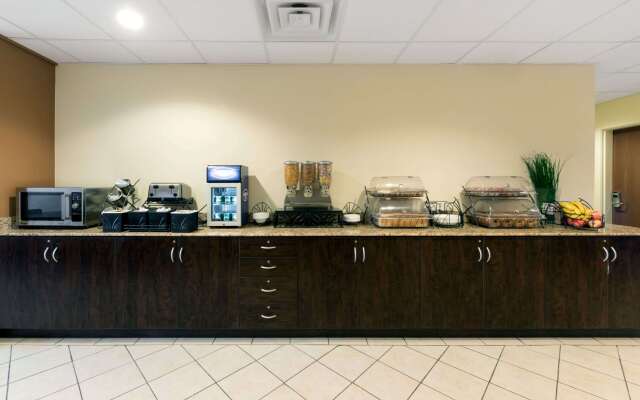 Microtel Inn and Suites Eagle Pass