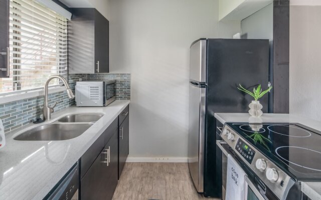 Stylish1BR Fashion Square by WanderJaunt