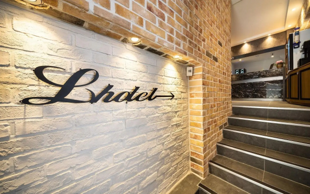Seongnaml Hotel
