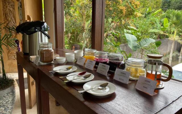 Lesong Hotel and Restaurant