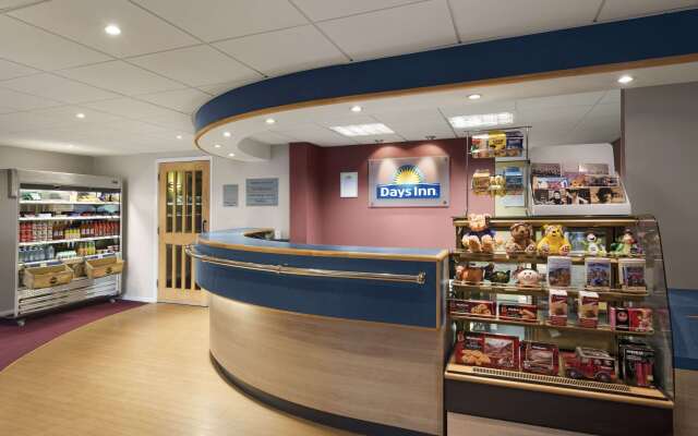 Days Inn by Wyndham Abington M74