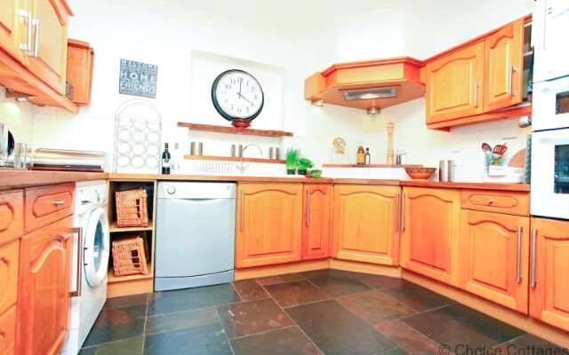 Croyde Beach Haven 6 Bedrooms