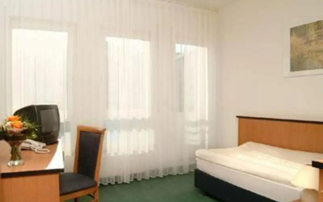 Airport Hotel Stetten