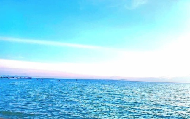 The Sunset Bangsaen Seaview