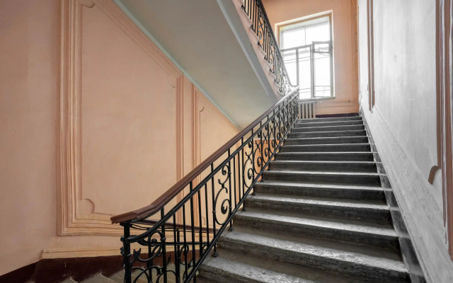 Апартаменты Скайлайт на переулке Свечной