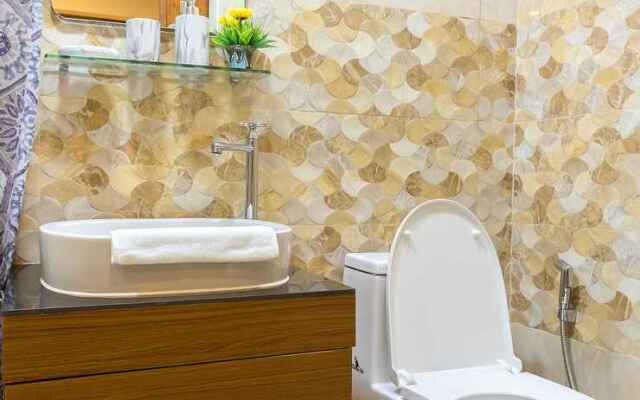 Suthep Home & Hostel