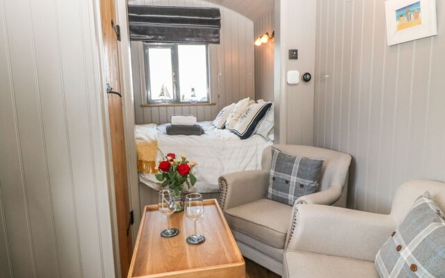 Cassie'S Shepherd'S Hut