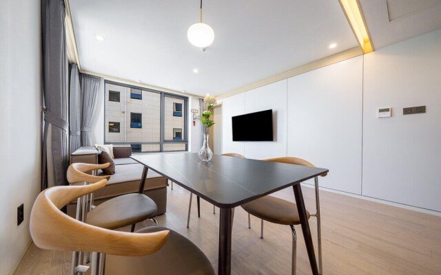 Hound Songjeonghaesuyokjang