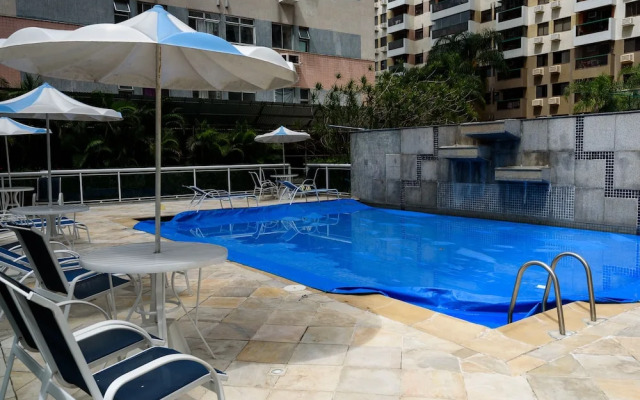 Pineapples Pdc1103 Barra da Tijuca 3 pax