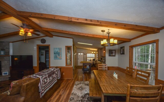 Knotty Pines 3 Bedroom House