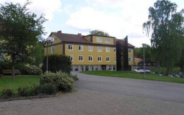 STF Ljungskile Folkhögskola Hostel and Hotel
