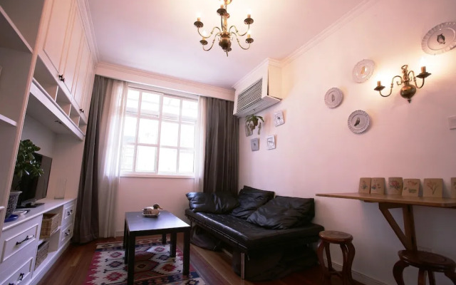 Wonderland Yuyuan Rd Designer's Homestay